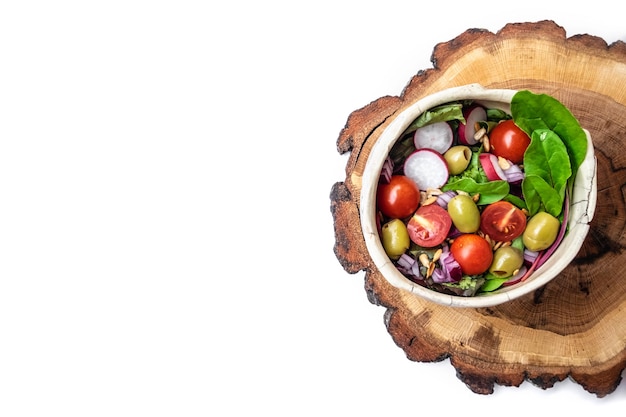 Farebná miska čerstvého jedla